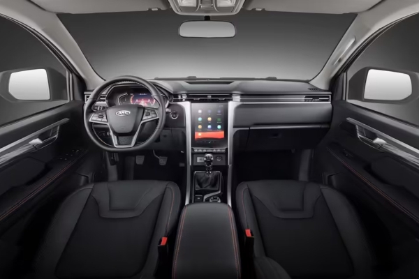 JAC T8 Pro снова в России: оснащение и цены