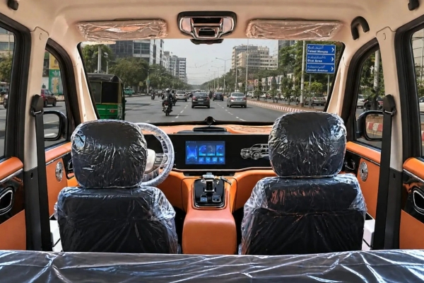 Nora Metro из Пакистана: &laquo;клон&raquo; минивэнов Toyota с электромотором на 5,5 л.с.