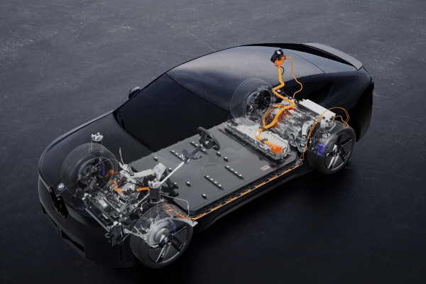 Представлен BMW iX4 (и заодно версия iX3 M60)