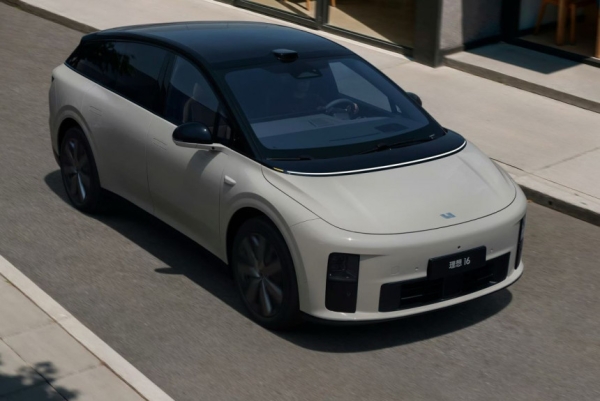 Анонсирован младший электрический кроссовер Li i6 Анонсирован младший электрический кроссовер Li i6