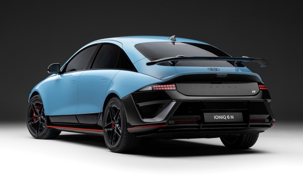 Показан драйверский Hyundai Ioniq 6 N со спецэффектами Показан драйверский Hyundai Ioniq 6 N со спецэффектами