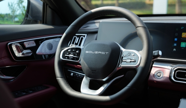 На российский рынок выходит бренд Soueast На российский рынок выходит бренд Soueast