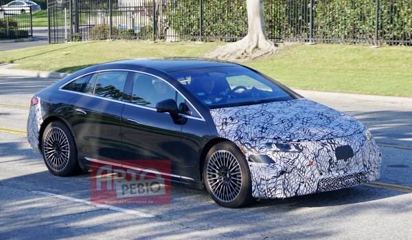 Электромобиль Mercedes-Benz EQS будет еще раз модернизирован 