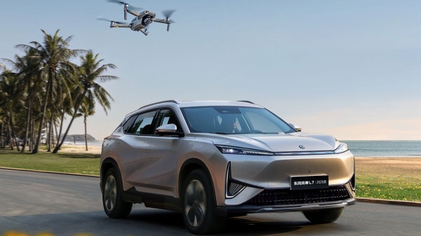 Представлен доступный и дальнобойный кроссовер Dongfeng Aeolus L7