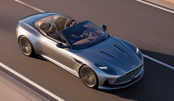 Новый кабриолет Aston Martin DB12 Volante приблизился к купе Новый кабриолет Aston Martin DB12 Volante приблизился к купе
