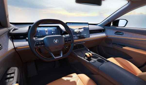 Лифтбек Changan Uni-V масштабно обновлен