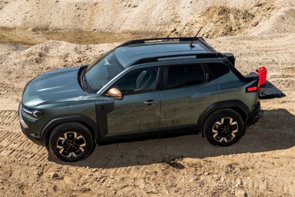 Новая Dacia Duster превратилась в пикап