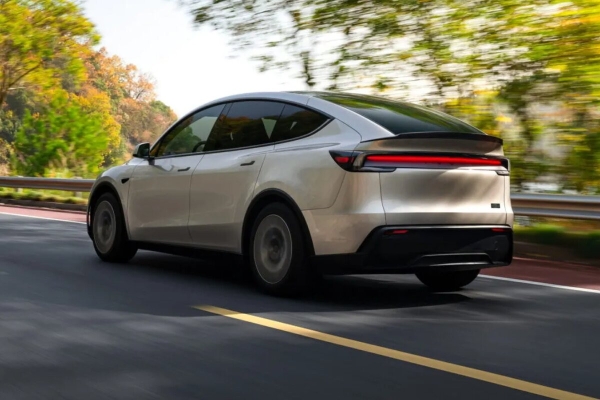 Удлиненная Tesla Model Y L: теперь не только в Китае Удлиненная Tesla Model Y L: теперь не только в Китае