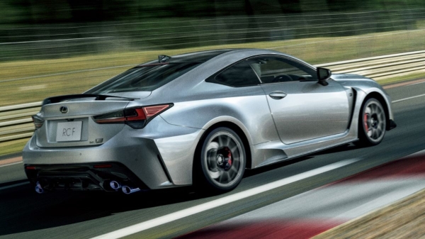 Купе Lexus RC уходит: представлена версия Final Edition Купе Lexus RC уходит: представлена версия Final Edition