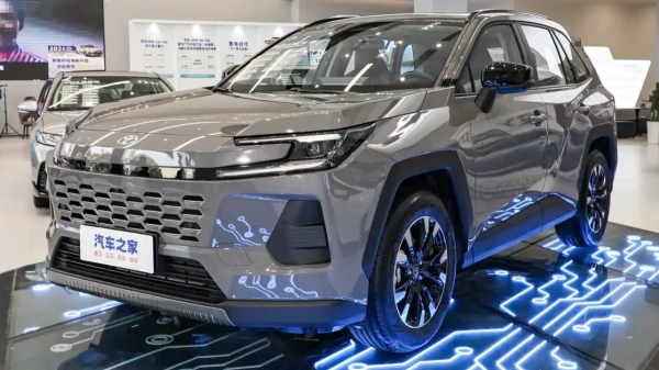 Toyota RAV4: подзаряжаемый гибрид в Японии и Wildlander в Китае Toyota RAV4: подзаряжаемый гибрид в Японии и Wildlander в Китае
