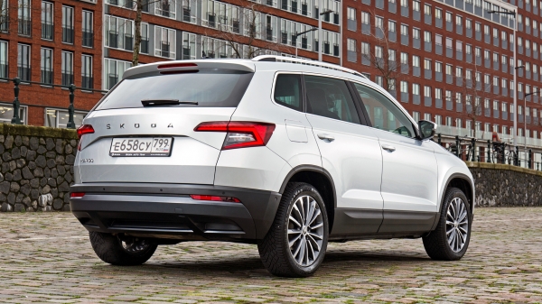 Находим слегка переоценённым кроссовер Skoda Karoq Находим слегка переоценённым кроссовер Skoda Karoq