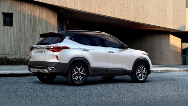 В России кроссовер Kia KX3 стал доступен к предзаказу В России кроссовер Kia KX3 стал доступен к предзаказу