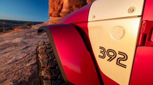 Планы марки Jeep: обновленный Grand Wagoneer и возвращение V8