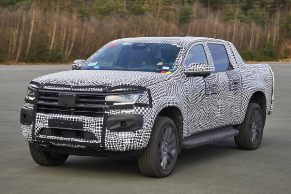Новый Volkswagen Amarok: пока в камуфляже Новый Volkswagen Amarok: пока в камуфляже