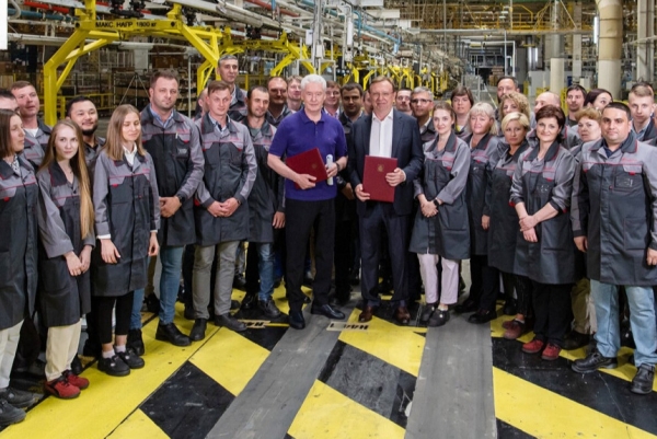 Правительство Москвы и КАМАЗ организуют выпуск автомобилей JAC под маркой Москвич Правительство Москвы и КАМАЗ организуют выпуск автомобилей JAC под маркой Москвич