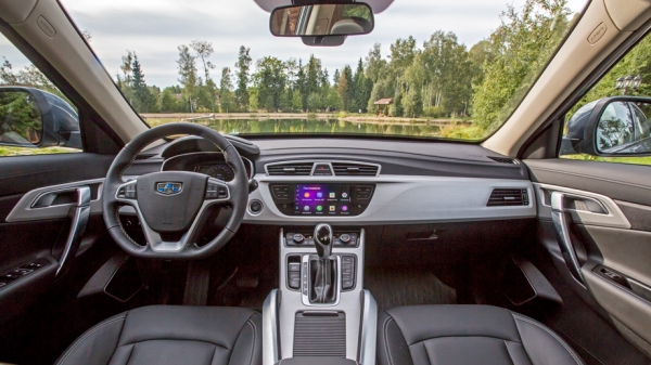 Сравниваем Haval F7, Kia Sportage, Geely Atlas и&nbsp;Renault Arkana