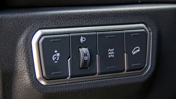 Сравниваем Haval F7, Kia Sportage, Geely Atlas и&nbsp;Renault Arkana