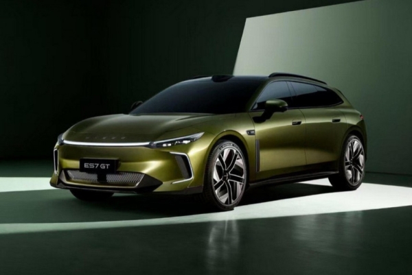 Exlantix ES превратился в универсал с мегаваттной зарядкой Exlantix ES превратился в универсал с мегаваттной зарядкой