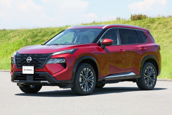 Nissan X-Trail: рестайлинг и букет спецверсий (включая Nismo)