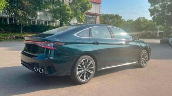 Фотошпионы заметили Chery Arrizo 8 без камуфляжа