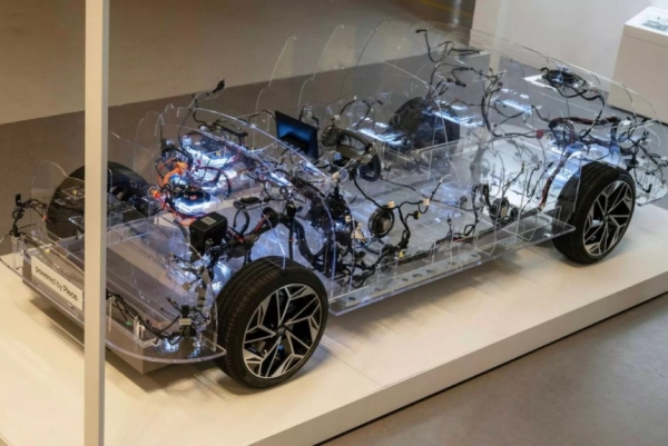 Компания Hyundai анонсировала электронику Pleos нового поколения Компания Hyundai анонсировала электронику Pleos нового поколения