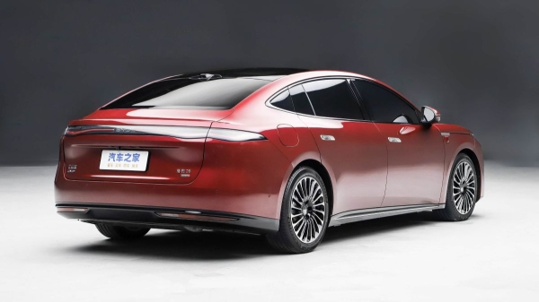 Флагманский «тюлень» BYD Seal 08 рассекречен в Китае Флагманский «тюлень» BYD Seal 08 рассекречен в Китае