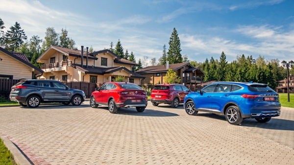 Сравниваем Haval F7, Kia Sportage, Geely Atlas и&nbsp;Renault Arkana