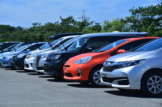 «АвтоВзгляд»: Любителей японских праворульных автомашин могут заставить пересесть на «китайцев»