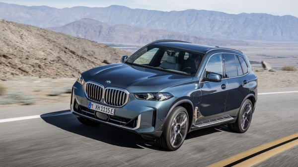 В США определили 10 лучших автомобилей 2025 модельного года