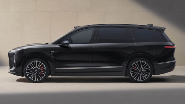 Большой кроссовер Nio ES8: третье поколение