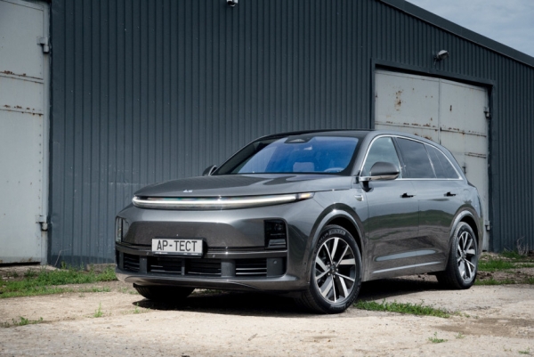 Марка Li официально выйдет на российский рынок Марка Li официально выйдет на российский рынок