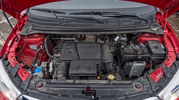 Сводим псевдокроссоверы Lada Xray Cross и Brilliance V3 Сводим псевдокроссоверы Lada Xray Cross и Brilliance V3