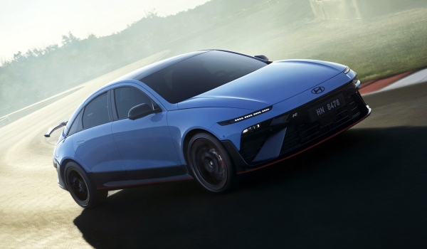 Показан драйверский Hyundai Ioniq 6 N со спецэффектами Показан драйверский Hyundai Ioniq 6 N со спецэффектами