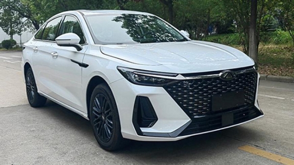 Chery оценила новый кроссовер iCar 03 дешевле Lada Niva Bronto