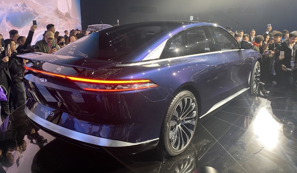 Chery Fulwin возрожден: семейство открыли седан и кроссовер Chery Fulwin возрожден: семейство открыли седан и кроссовер