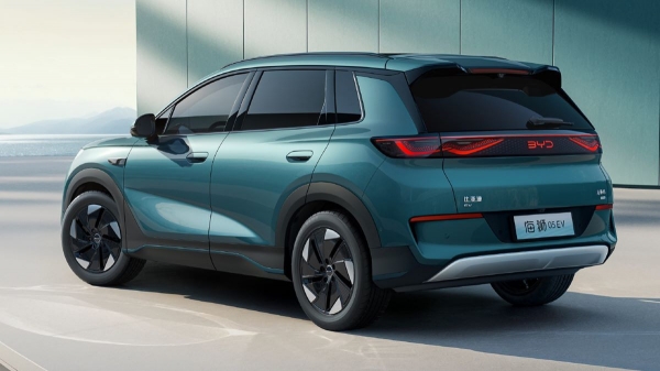 Паркетник BYD Sealion 05 EV: официальные изображения Паркетник BYD Sealion 05 EV: официальные изображения