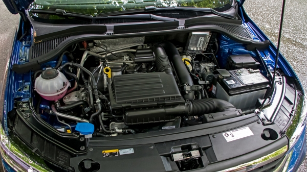 Устраиваем блиц новому лифтбеку Volkswagen Polo Устраиваем блиц новому лифтбеку Volkswagen Polo