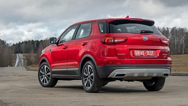 Фиксируем разницу «китайцев» Changan CS55 и&nbsp;Chery Tiggo 7