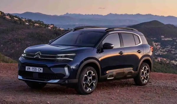 Экологичнее и дешевле: Citroen пересмотрел семейство C5 Aircross Экологичнее и дешевле: Citroen пересмотрел семейство C5 Aircross