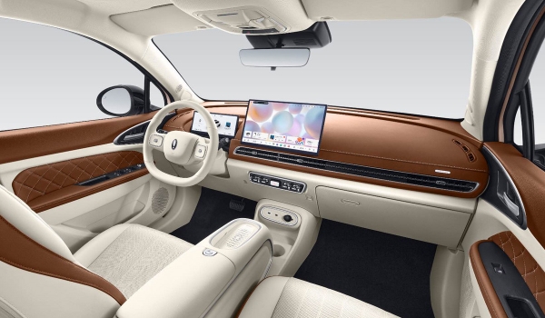 Хэтчбек Ora 03 стал проще и дешевле после обновления