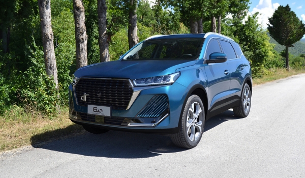 Китайцы на автосалоне в Турине: DR, Evo, Tiger, Sportequipe и ICH-X Китайцы на автосалоне в Турине: DR, Evo, Tiger, Sportequipe и ICH-X