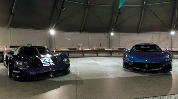 Компания Maserati модернизировала MC20 в честь гоночного суперкара MC12