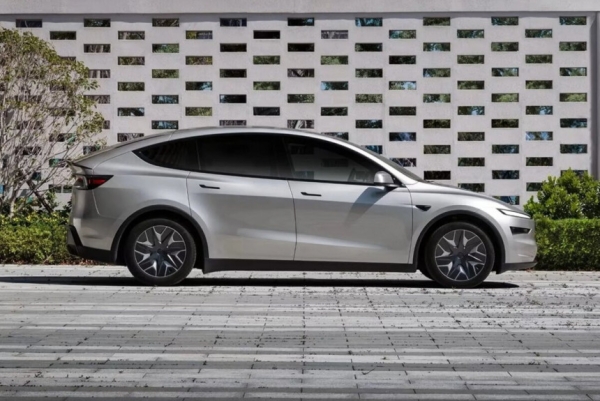 Удлиненная Tesla Model Y L: теперь не только в Китае Удлиненная Tesla Model Y L: теперь не только в Китае