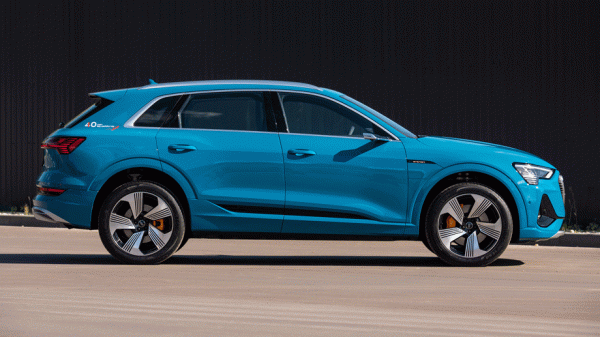 Подпитываем интерес к четырём кольцам, разряжая Audi e-tron Подпитываем интерес к четырём кольцам, разряжая Audi e-tron