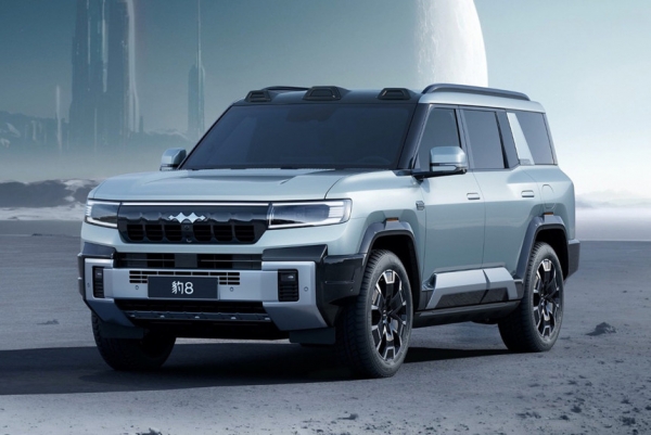 Внедорожник Leopard 8 показал салон с электронным ключом Huawei Внедорожник Leopard 8 показал салон с электронным ключом Huawei