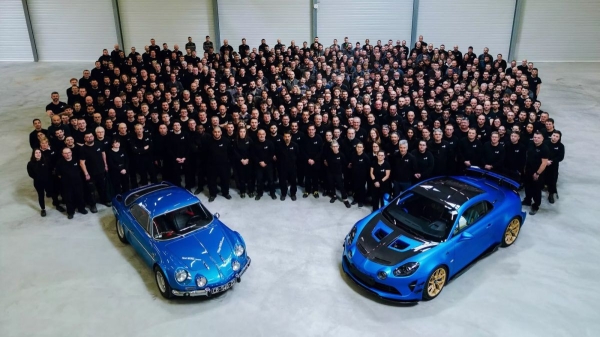 Alpine скорректировала планы и анонсировала новое купе A110 