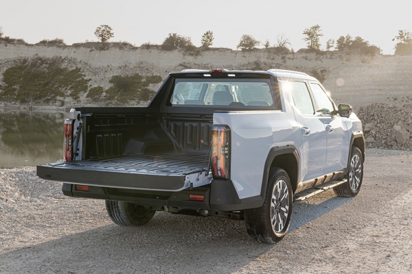 В Германии представили китайский пикап Maxus eTerron 9. Официальные фото В Германии представили китайский пикап Maxus eTerron 9. Официальные фото