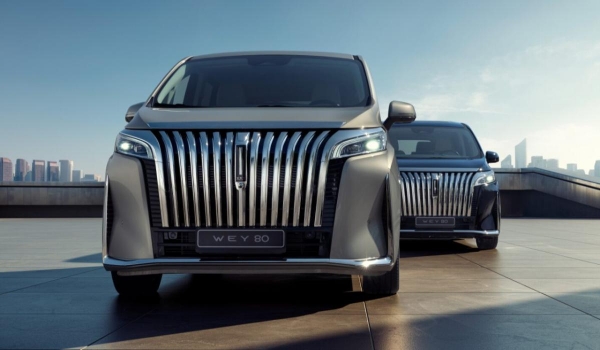 В России анонсировали прайсы на новый гибридный минивэн Wey 80 В России анонсировали прайсы на новый гибридный минивэн Wey 80