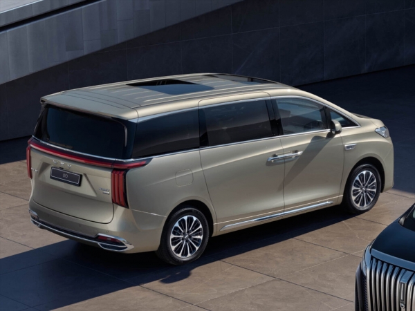 В России анонсировали прайсы на новый гибридный минивэн Wey 80 В России анонсировали прайсы на новый гибридный минивэн Wey 80